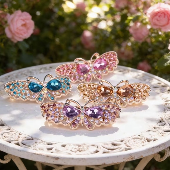 Butterfly Crystal Hair Clip - Picture 4 of 4